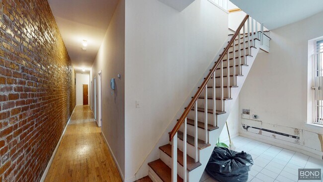 Building Photo - 3 bedroom at West 92nd St and Broadway