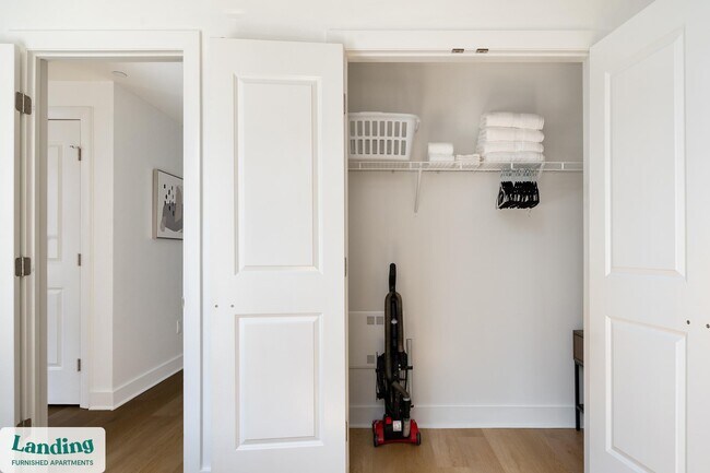 Foto del edificio - 933 McGee St