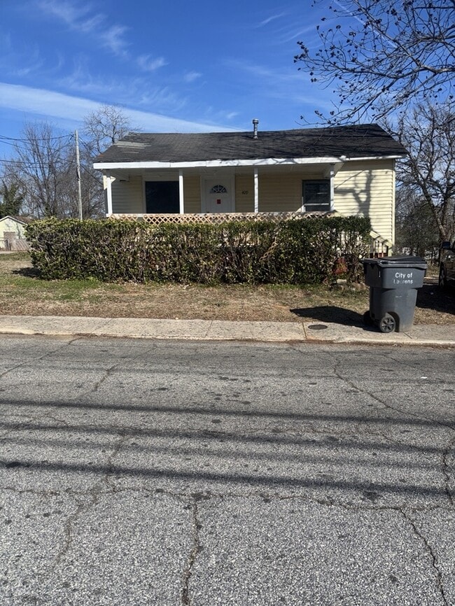 Building Photo - 409 Green St