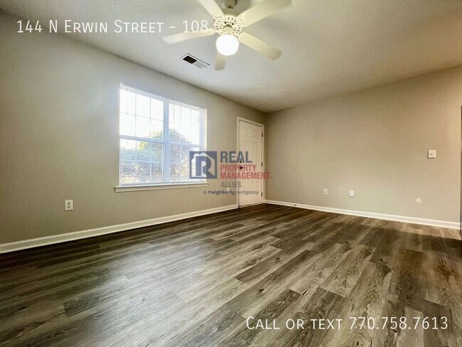 Foto del edificio - 144 N Erwin St