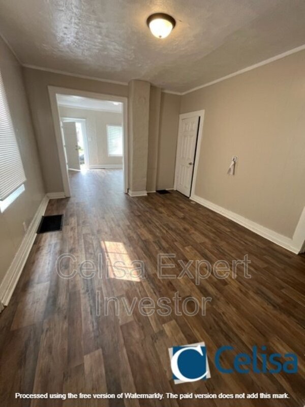 Foto del edificio - 316 W Williams St
