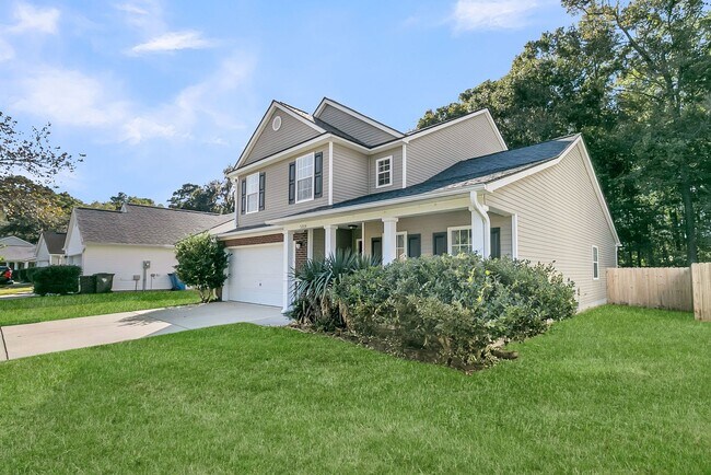 Foto del edificio - 5204 Carlisle Ct