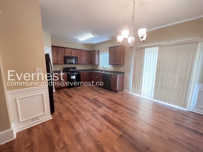 Foto del edificio - 1722 Coleville Oak Ln