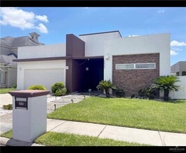 Building Photo - 23 E St