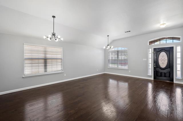Building Photo - 2204 Windcastle Dr