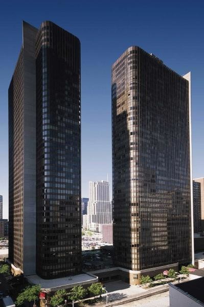 Building Photo - 334 W Ontario St