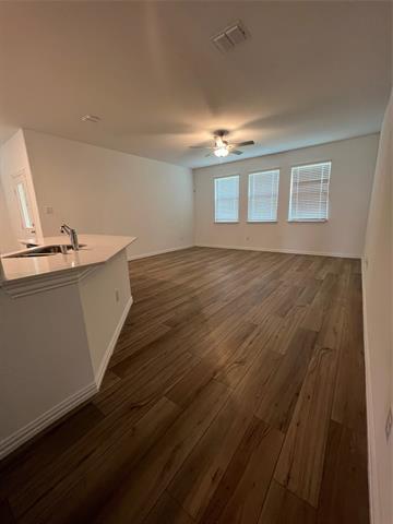 Foto del edificio - 8100 Lindheimer Ln