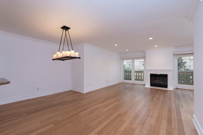 Left Side Of Living Room - 123 S Clark Dr