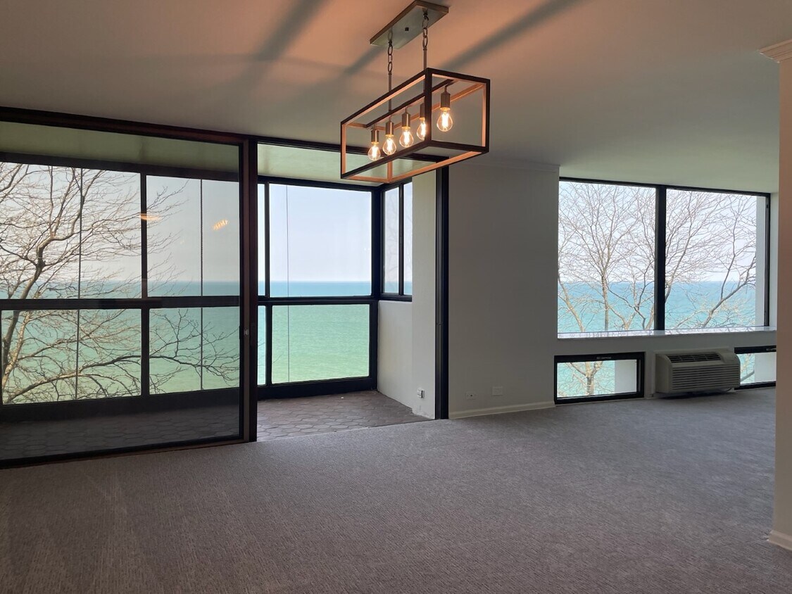 Foto principal - 1500 Sheridan Rd