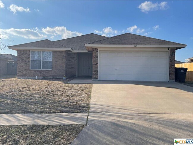 Foto del edificio - 509 Redbud Dr