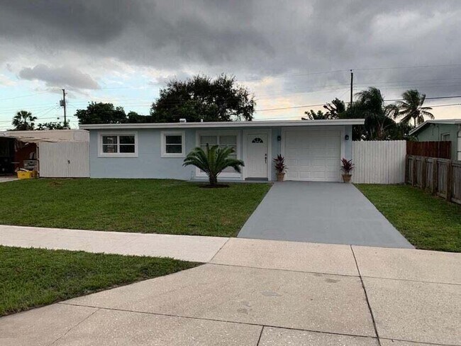 Foto del edificio - 5672 Purdy Ln