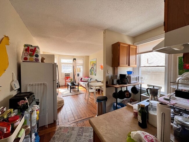 Building Photo - 65 Edgewood Ave