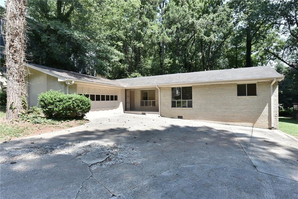 Primary Photo - 1394 Rock Springs Cir NE