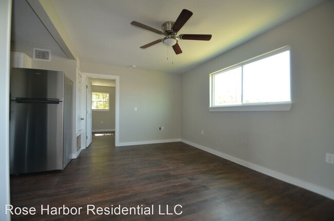 Building Photo - 600 Attas Ave