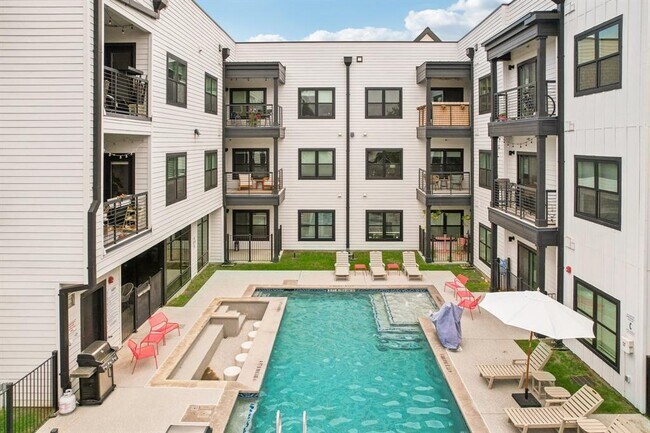 Foto del edificio - 3101 Govalle Ave