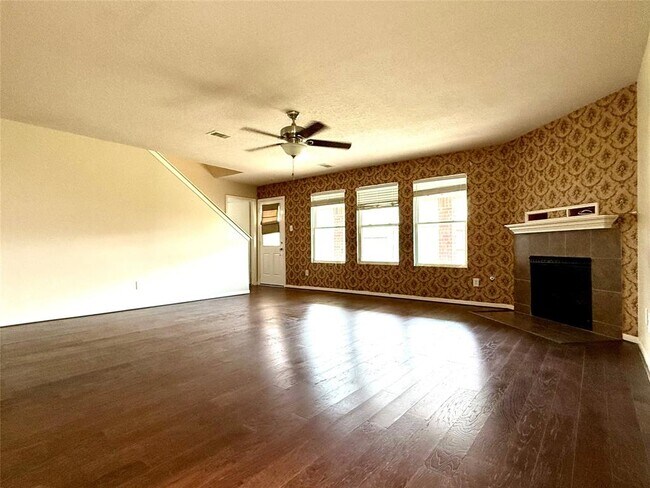Foto del edificio - 5023 Natchez Ridge Ct