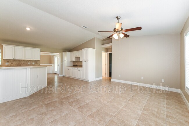 Foto del edificio - 917 SW 5th Terrace