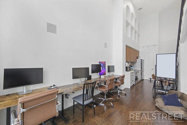 Building Photo - North 7th Street