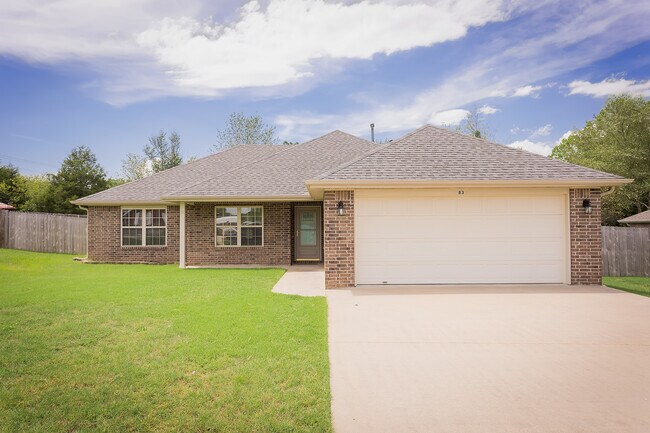 Photo - 83 U S A Dr House