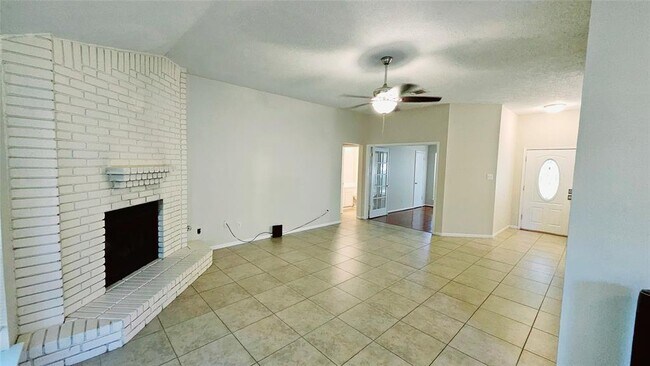 Foto del edificio - 2931 Parkwood Manor Dr
