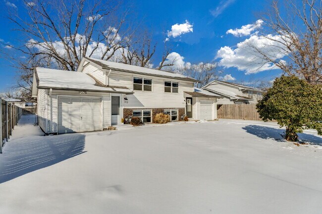 Foto del edificio - 713 N Dougherty Ave