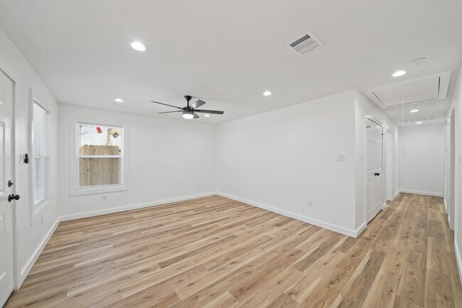 Foto del edificio - 4154 Erby St