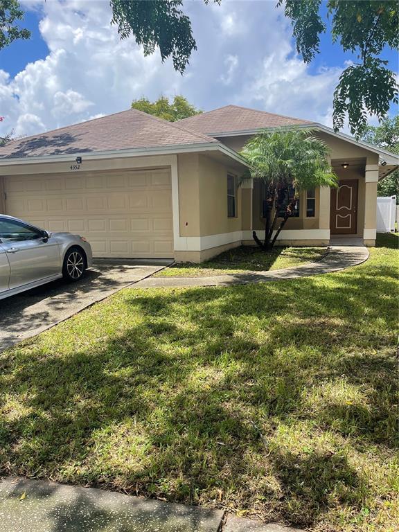 Building Photo - 4352 Sandhurst Dr