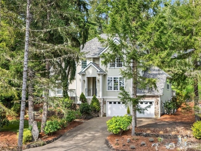 Building Photo - STUNNING 3 BEDROOM IN ALDERBROOK