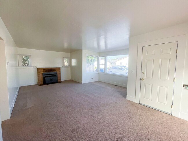 Foto del edificio - Pet-friendly Craftsman Home!
