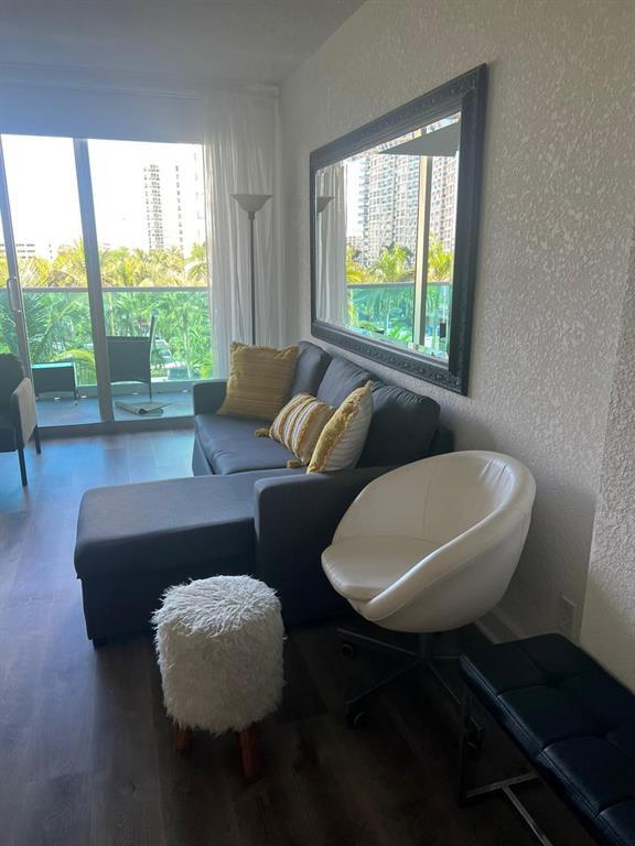 Foto del edificio - 4001 S Ocean Dr