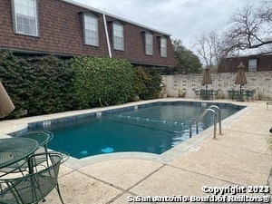 Building Photo - 1045 Shook Ave