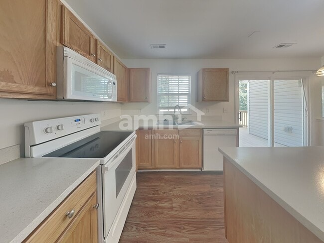 Building Photo - 1001 Finley Ct