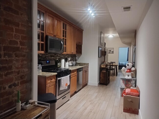 Foto del edificio - 492 Broadway