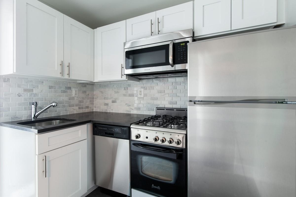 216 Malcolm X Blvd, Brooklyn, NY 11221 - Apartments in Brooklyn, NY ...