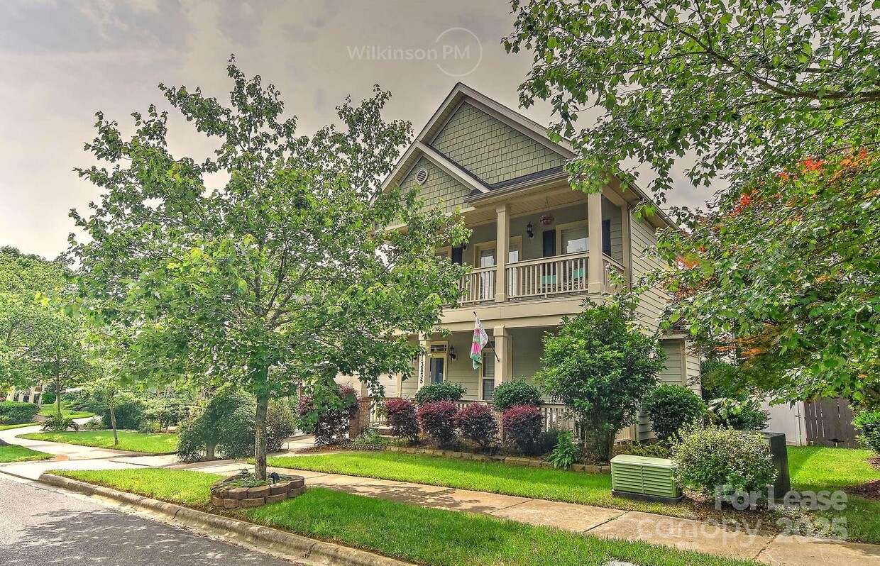 Primary Photo - 13835 Cedar Pond Cir