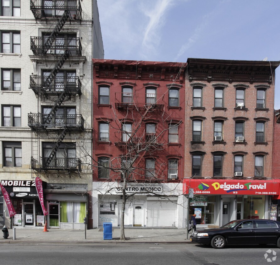 Building Photo - 91 Graham Ave