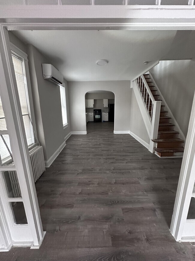 Foto del edificio - 3119 McElderry St