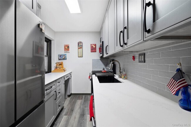 Foto del edificio - 82-35 134th St
