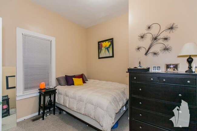 Building Photo - 1 bedroom in Chicago IL 60642