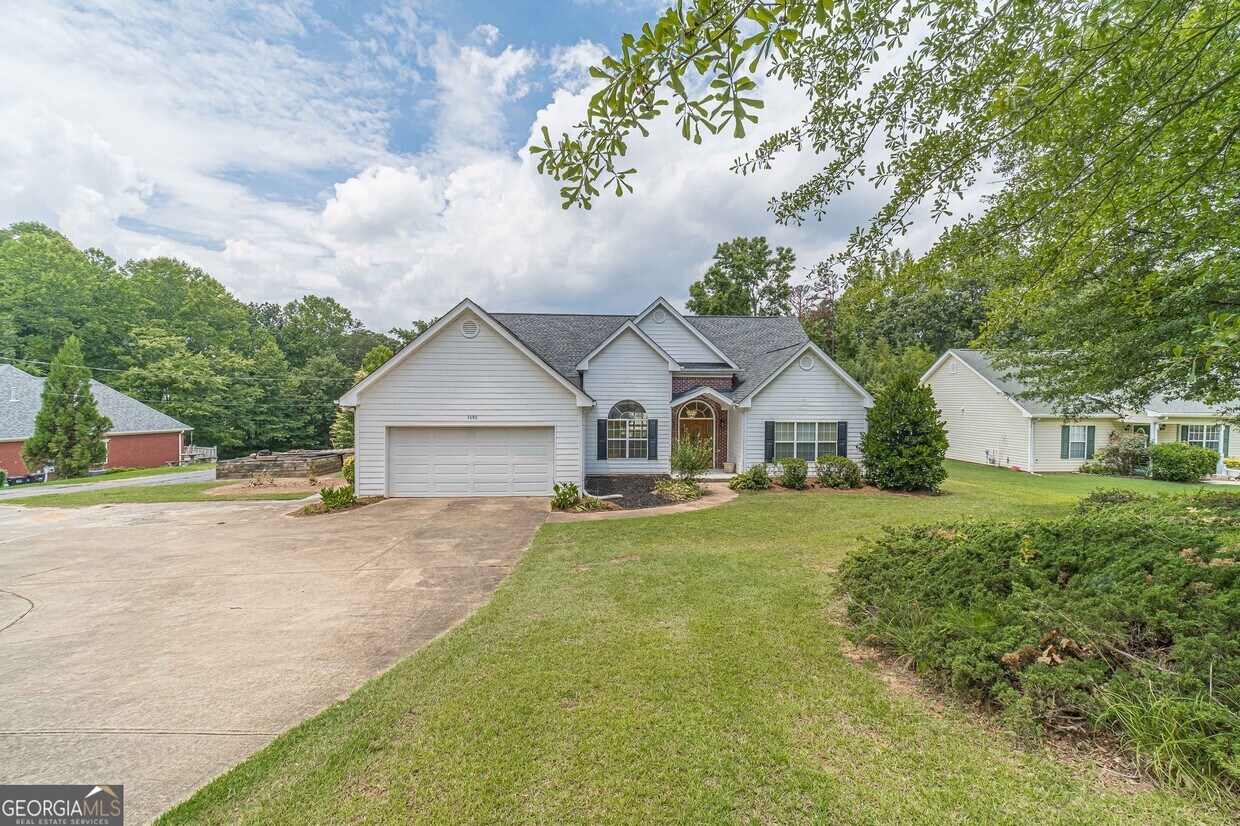 3080 N Bogan Rd NE, Buford, GA 30519 House Rental in Buford, GA