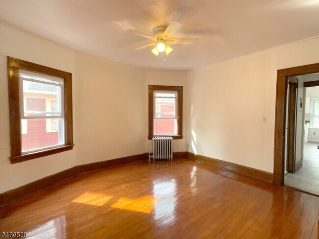Building Photo - 26 Elmwood Ave