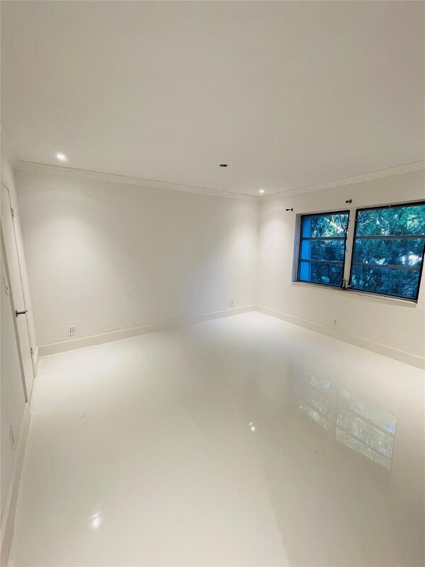 Foto del edificio - 3125 Oakland Shores Dr