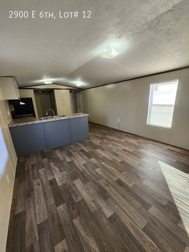 Foto del edificio - 2900 E 6th Ave