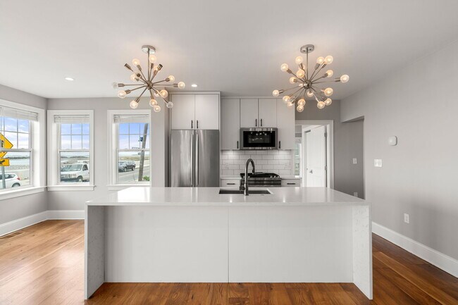 Foto del edificio - 176 Winthrop Shore Dr