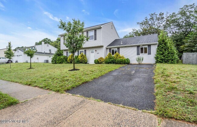 Foto del edificio - 2300 Oak Knoll Dr