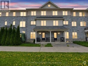 Building Photo - 505 Rossland Rd E