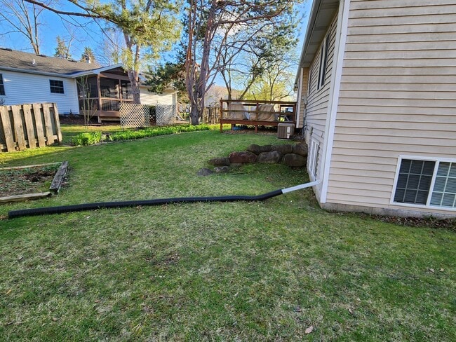 Foto del edificio - 71XX E Valley Ridge Dr