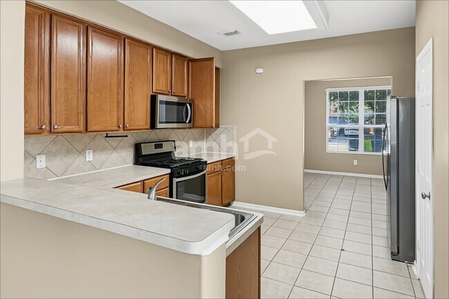 Foto del edificio - 2311 Stiller Ridge Way