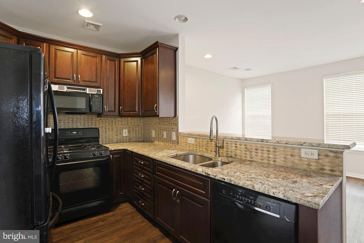 Foto principal - 3136 Master St