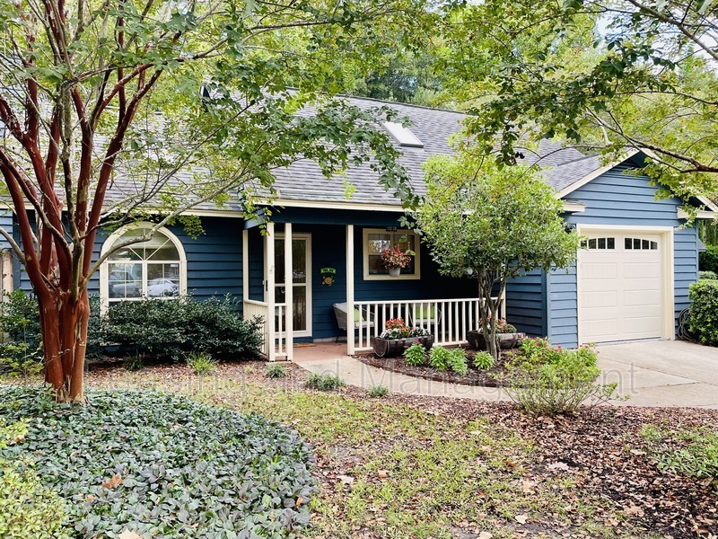 Primary Photo - 1261 Llewellyn Rd